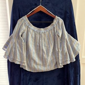 Lucky Brand off shoulder top with flare sleeves.